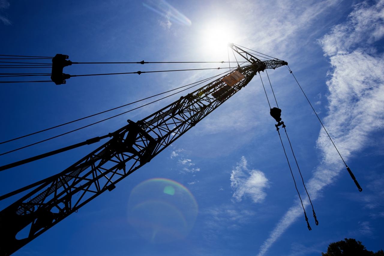 特殊な杭抜き工事により、低騒音・低振動・低コストでの施工が可能